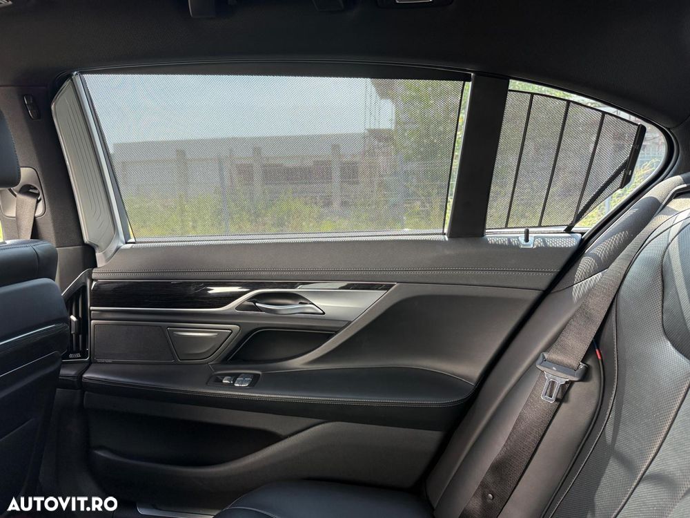 BMW Seria 7 740Li - 11