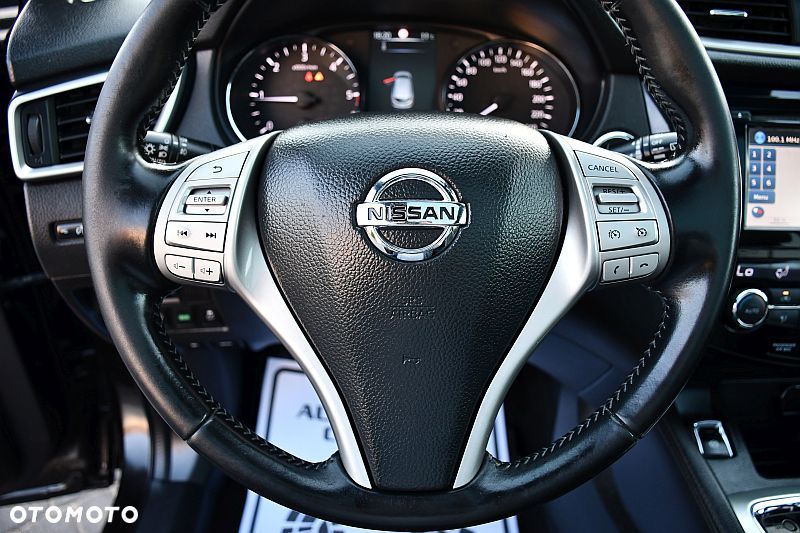 Nissan Qashqai 1.6 dCi Xtronic TEKNA+ - 12