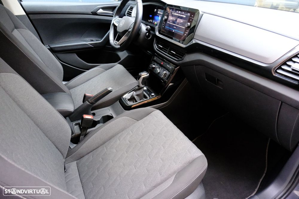 VW T-Cross 1.0 TSI Urban DSG - 10