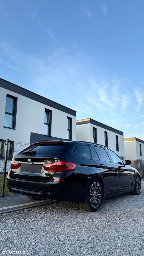 BMW Seria 5 518d - 11