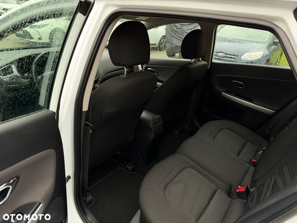Kia Ceed - 17