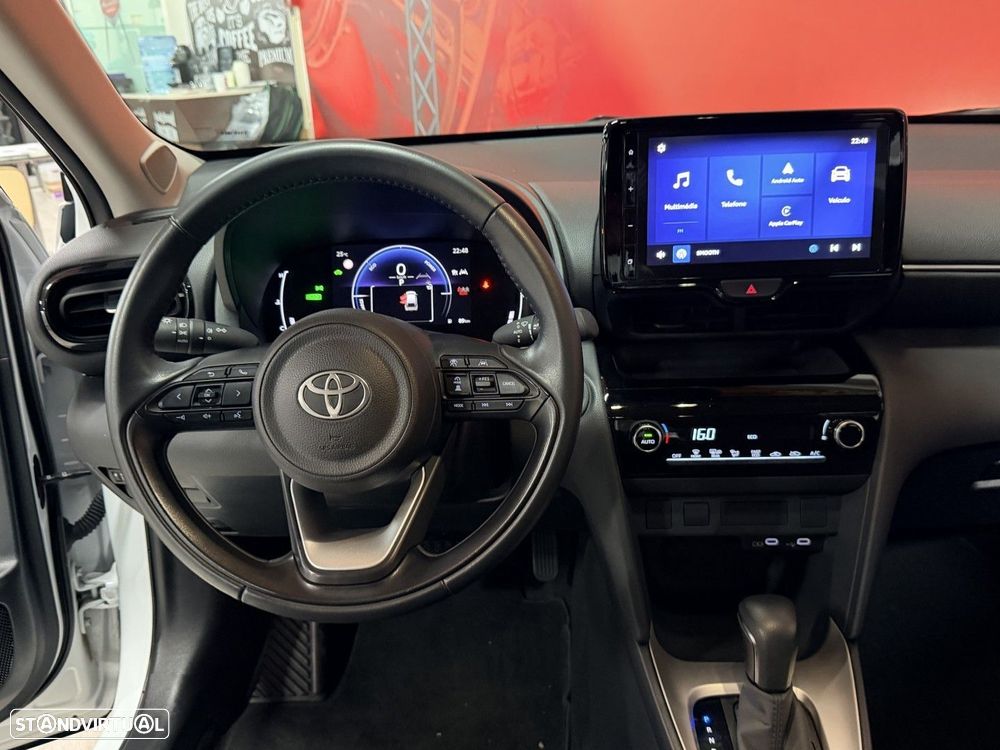 Toyota Yaris Cross 1.5 HDF Comfort Plus - 8