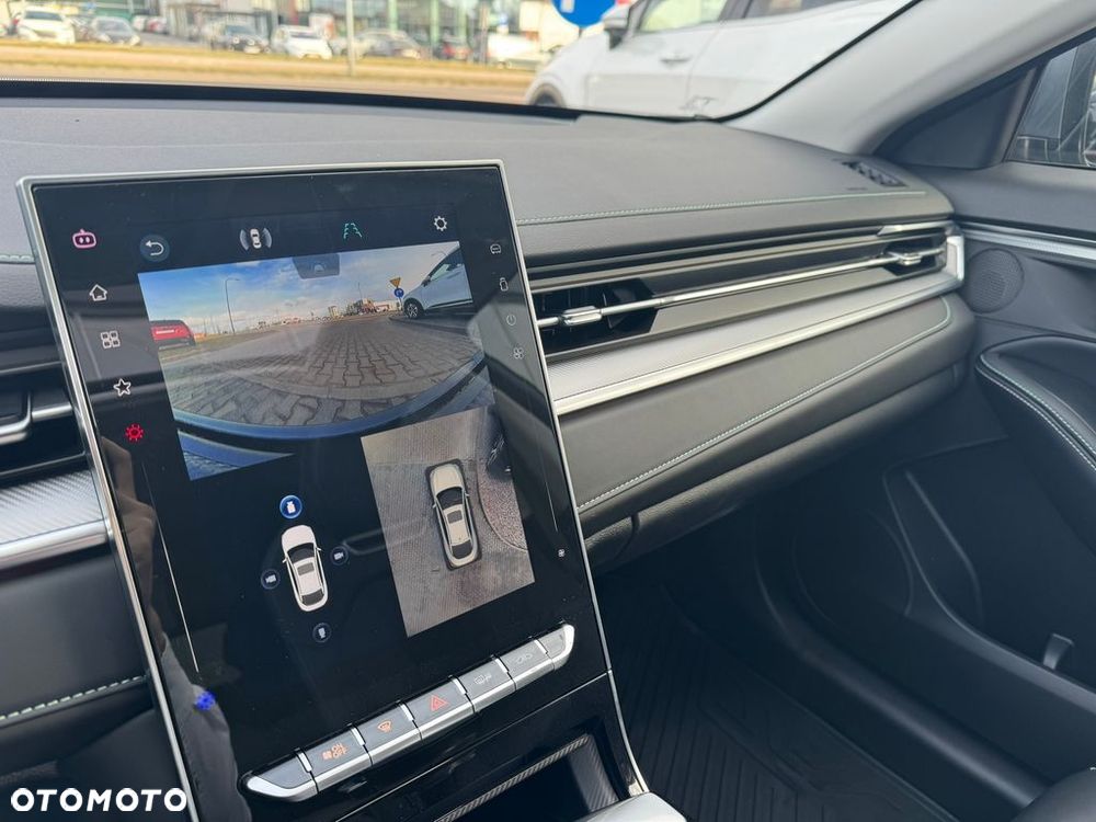 JAC J7 Plus CVT - 13