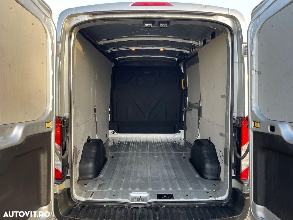 Ford Transit - 9