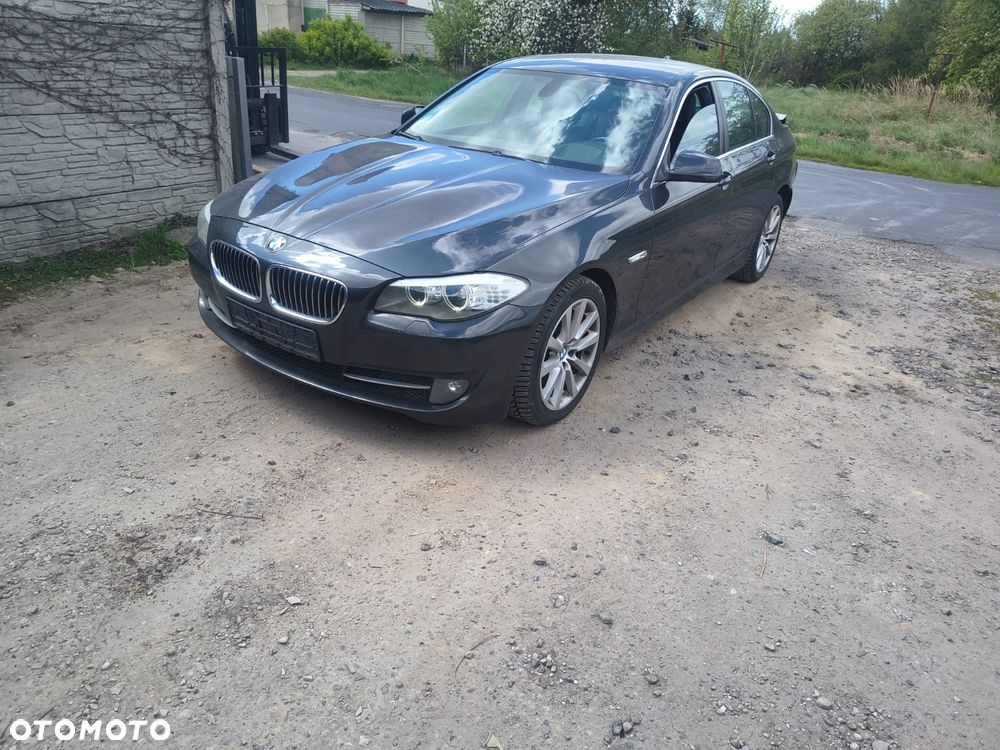 BMW Seria 5 525d Sport-Aut - 3
