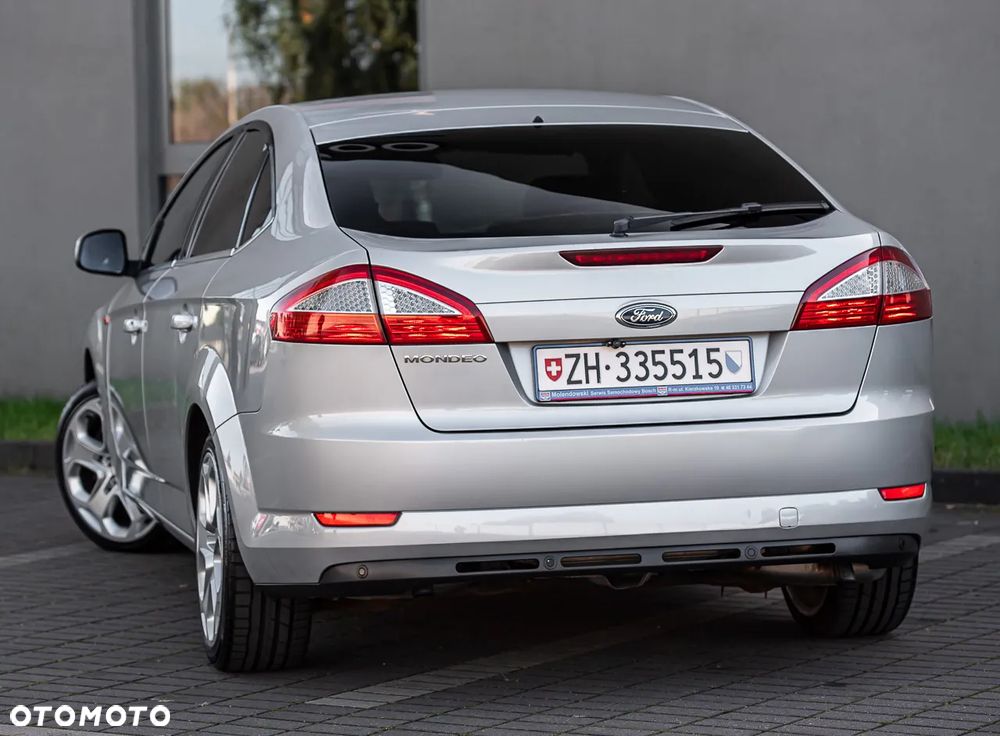 Ford Mondeo 2.5 Titanium - 9