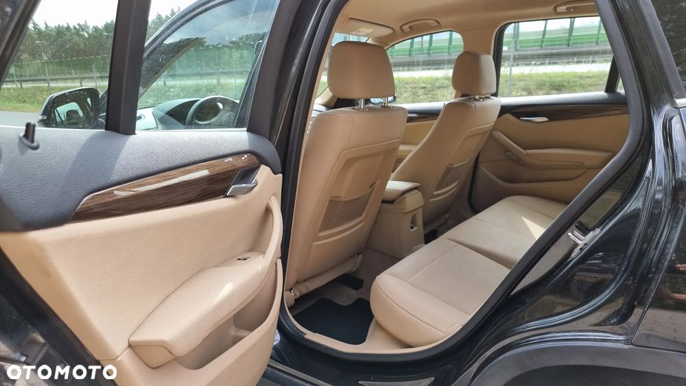 BMW X1 xDrive20d - 6