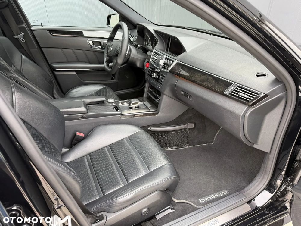 Mercedes-Benz Klasa E 63 AMG AMG Speedshift 7G-MCT - 7
