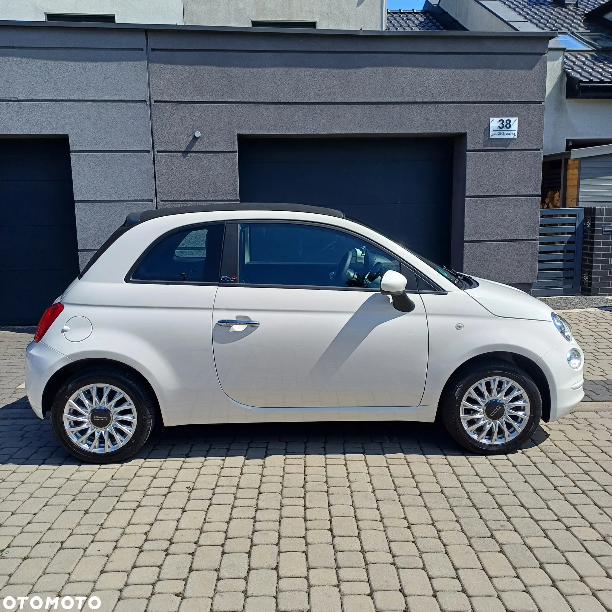 Fiat 500 C 1.0 GSE Hybrid Hey Google - 10