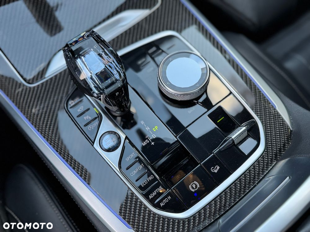 BMW X5 M M50d - 36