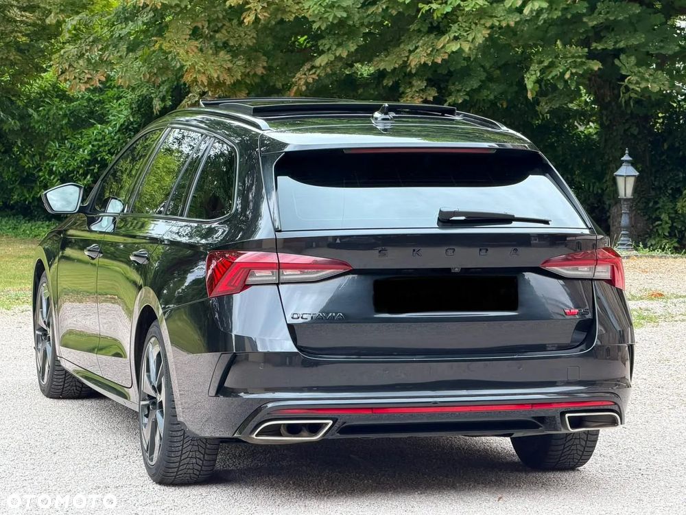 Skoda Octavia 2.0 TDI RS DSG - 6