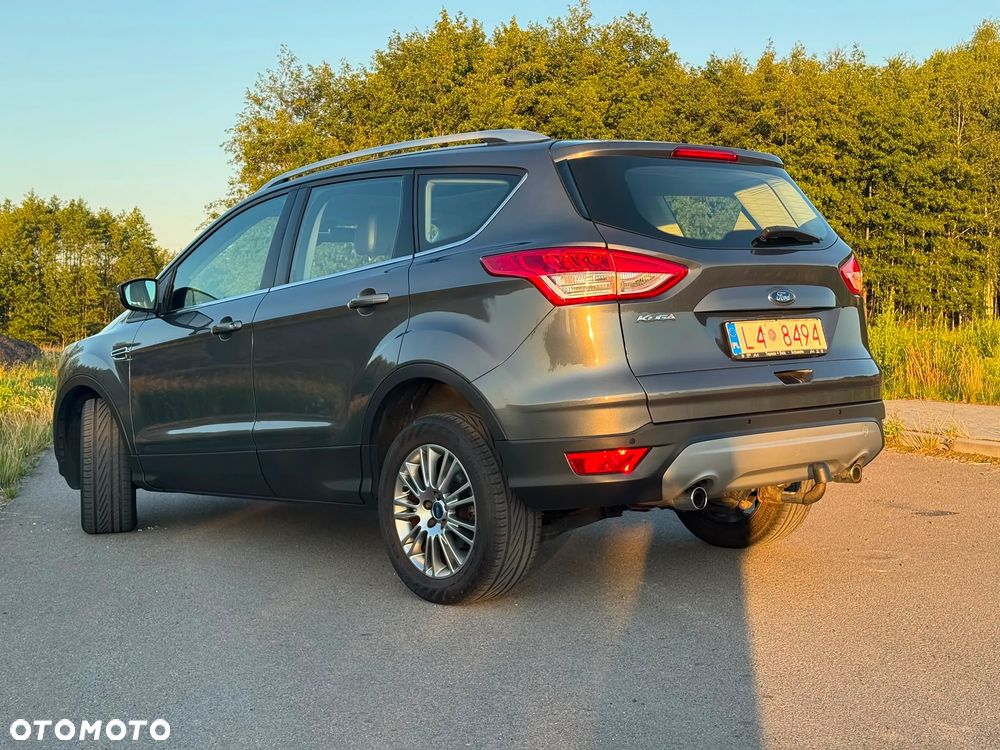 Ford Kuga 2.0 TDCi 4x4 Titanium - 36