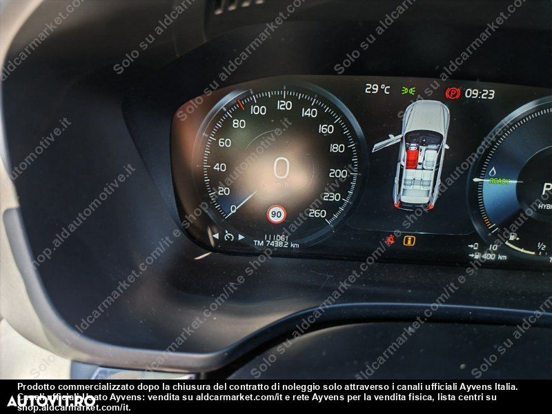 Volvo XC 60 T8 Twin Engine AWD Momentum - 3