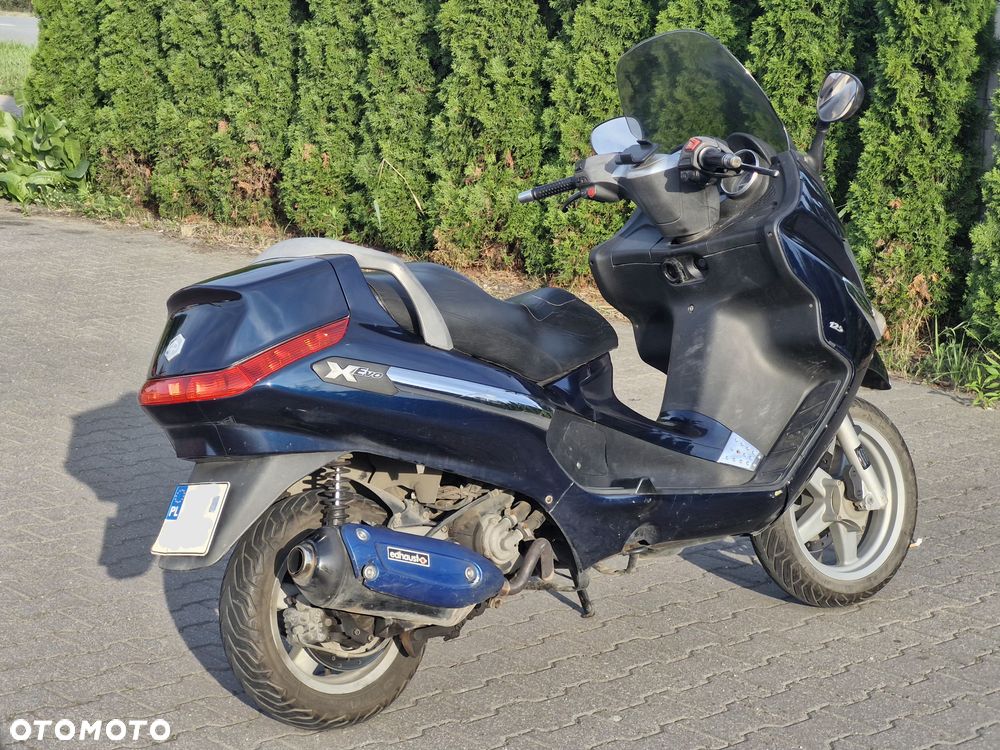 Piaggio X8 - 8
