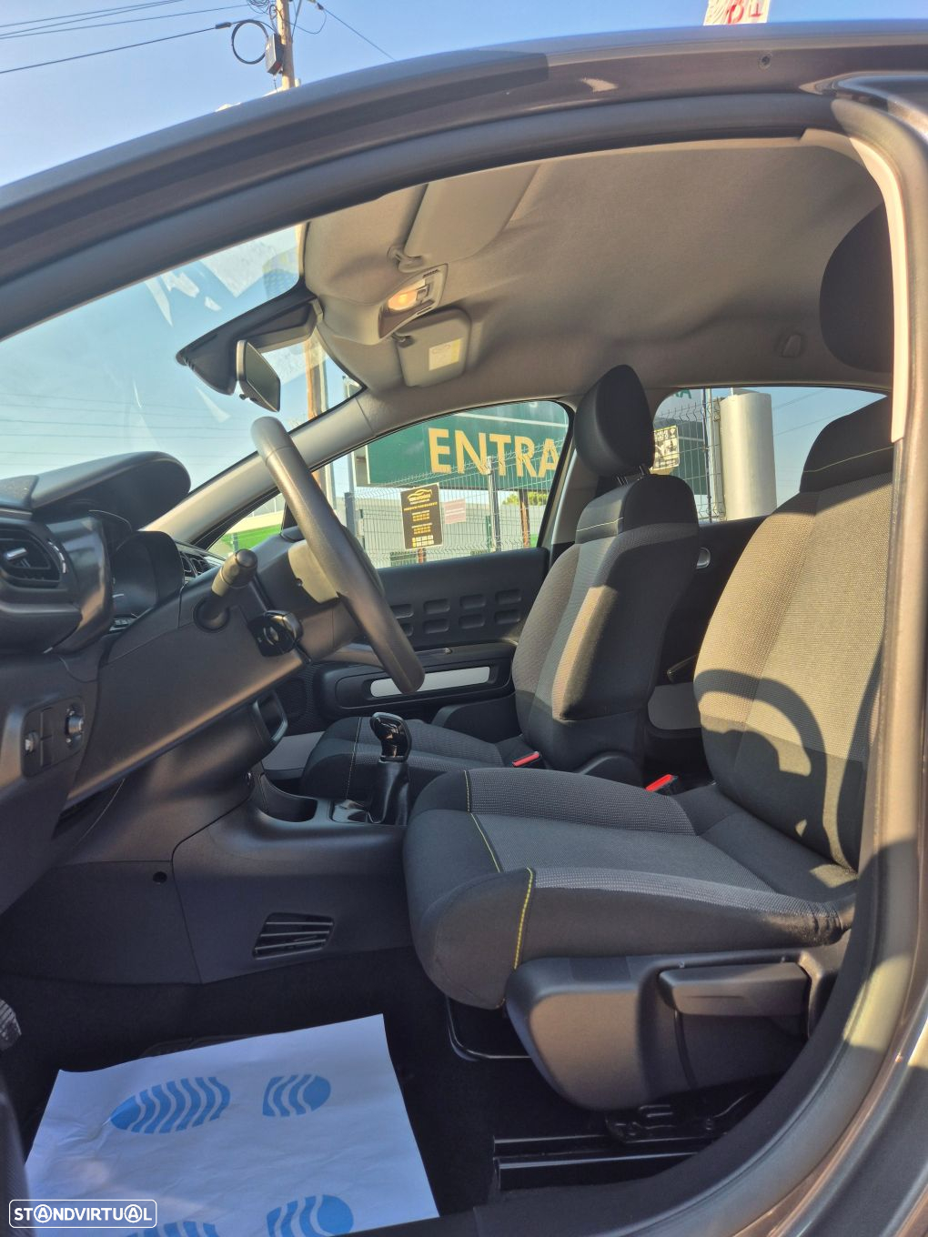 Citroën C3 1.2 PureTech Shine - 9