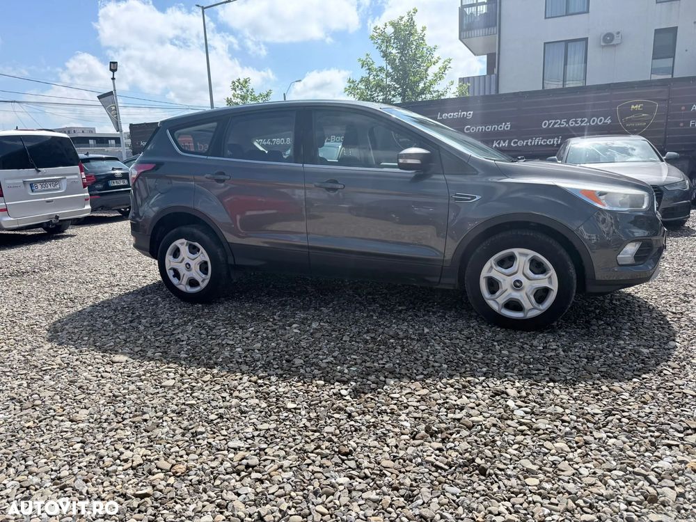 Ford Kuga 2.0 TDCi 4WD Powershift Titanium - 19