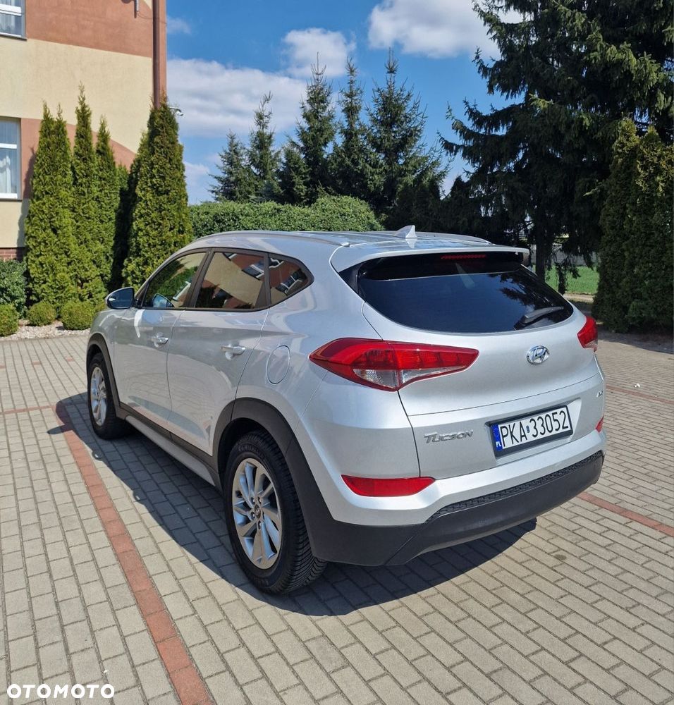 Hyundai Tucson - 4