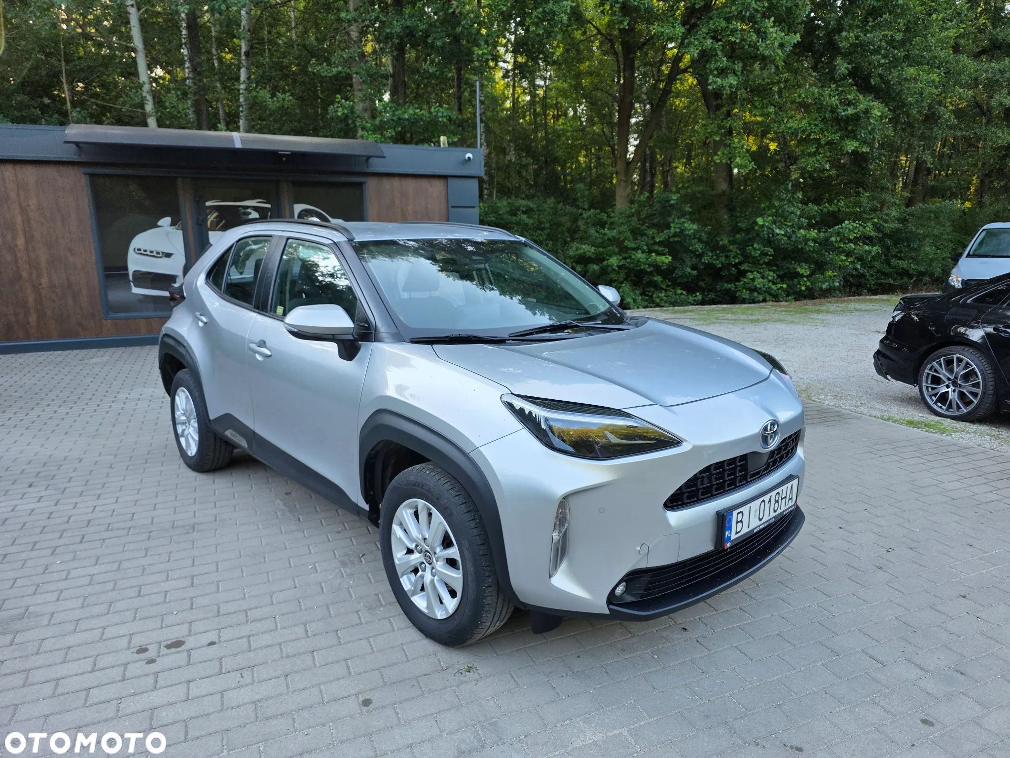 Toyota Yaris Cross Hybrid 1.5 Comfort 4x4 - 1
