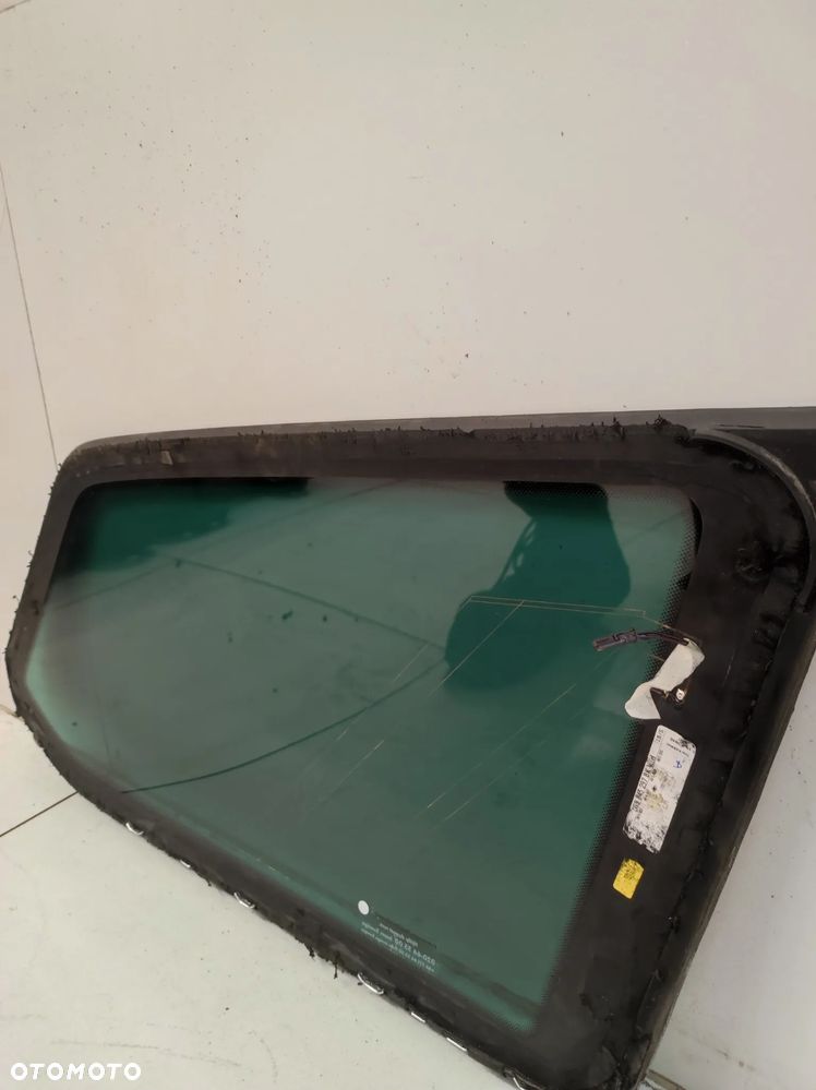 Szyba karoseryjna lewa tył tylna Volkswagen PASSAT B8 kombi - 6
