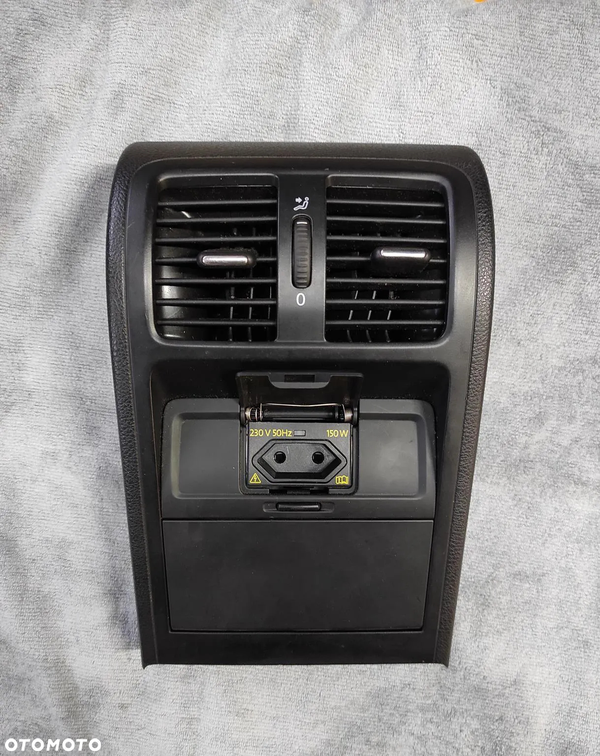 Schowek Panel Tylny Kratki Nawiewu Passat B6 Pod gniazdko 230V, - 2