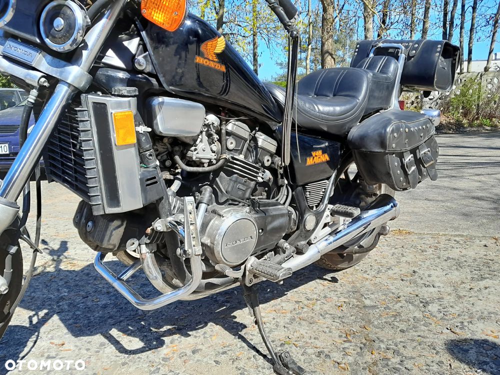 Honda VF - 8