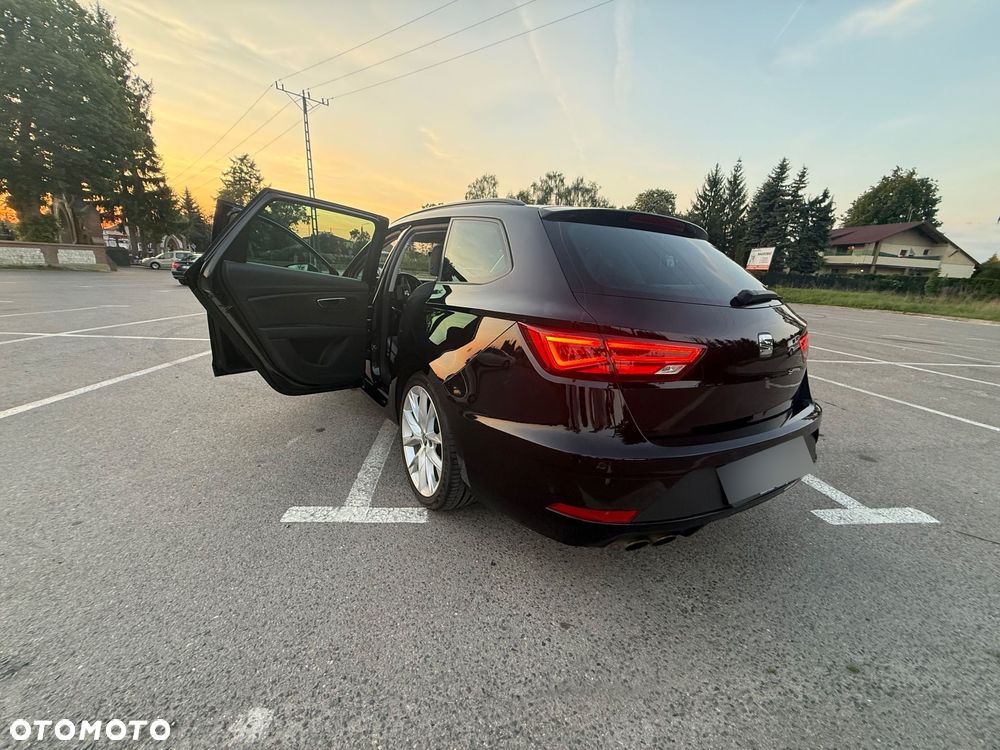 Seat Leon 1.8 TSI FR Black S&S DSG - 5