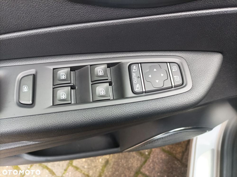 Renault Captur (ENERGY) TCe 90 LIMITED - 17