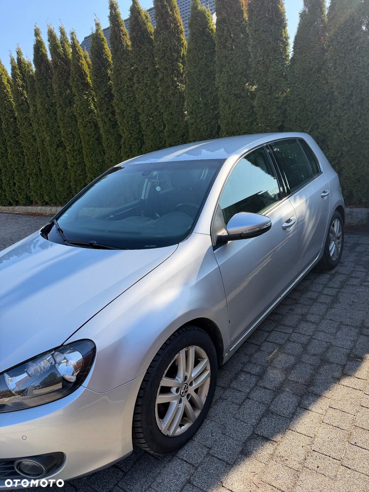 Volkswagen Golf 2010 photo 2