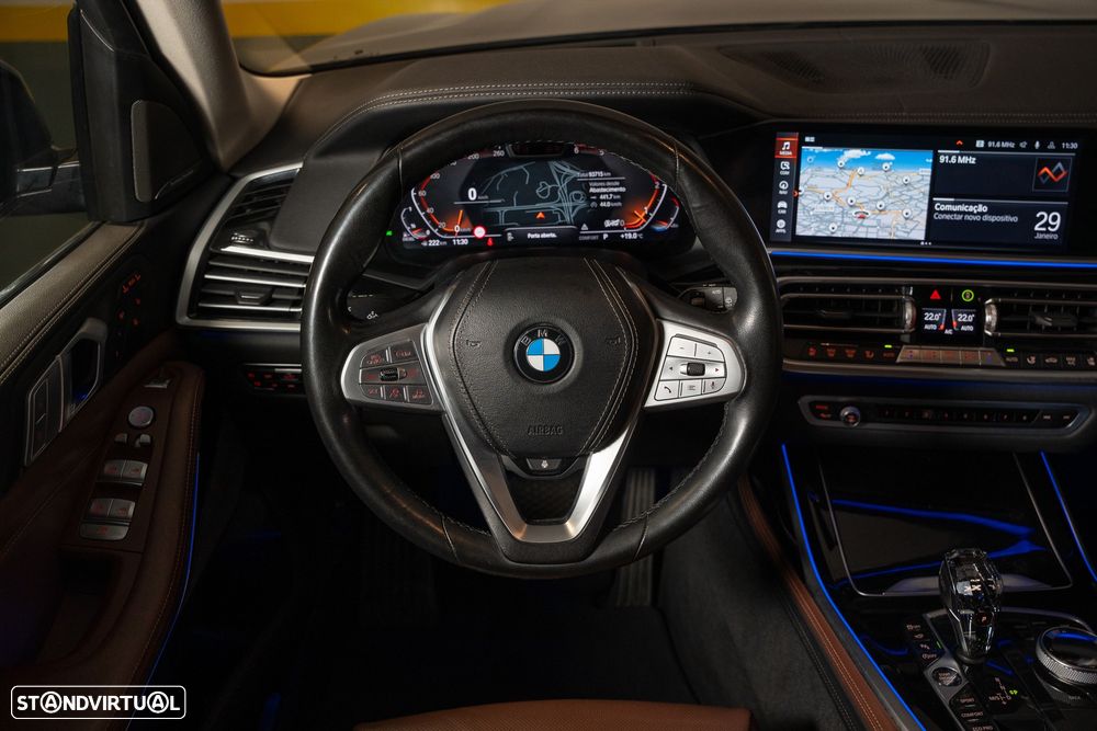 BMW X7 xDrive30d - 33