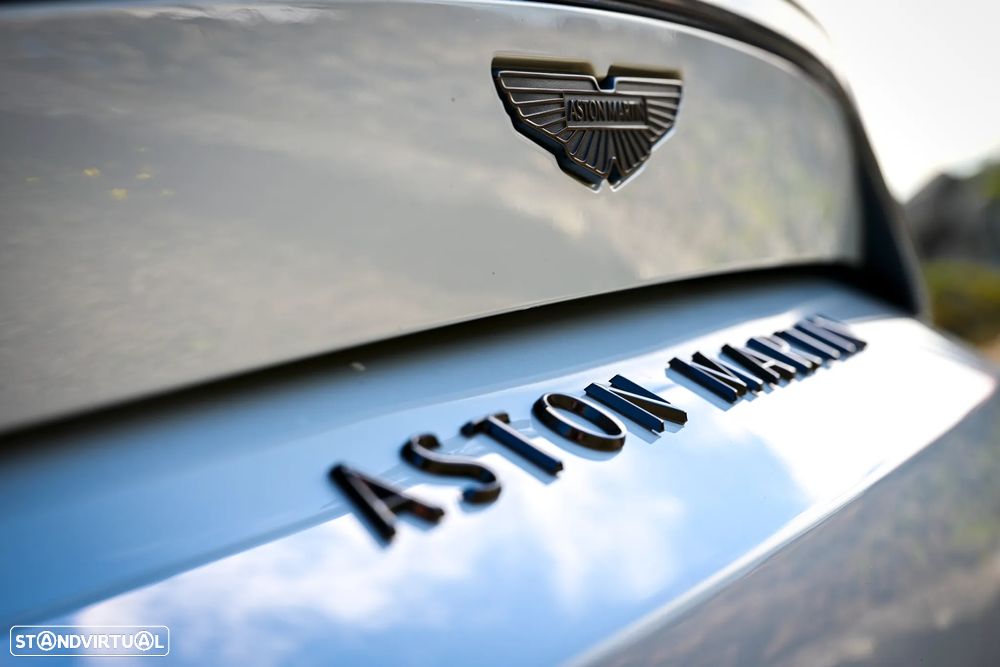 Aston Martin Vantage Coupe V8 - 8