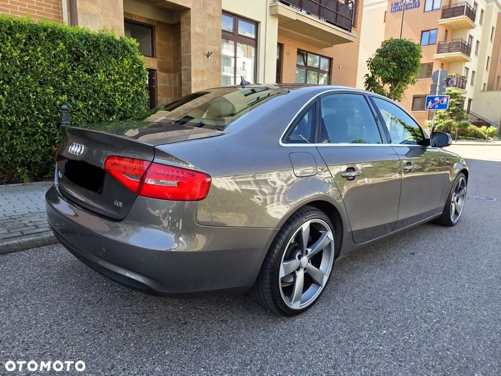 Audi A4 Limousine 2.0 TDI - 10