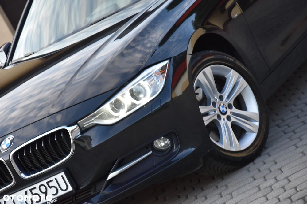 BMW Seria 3 320d Sport Line - 4