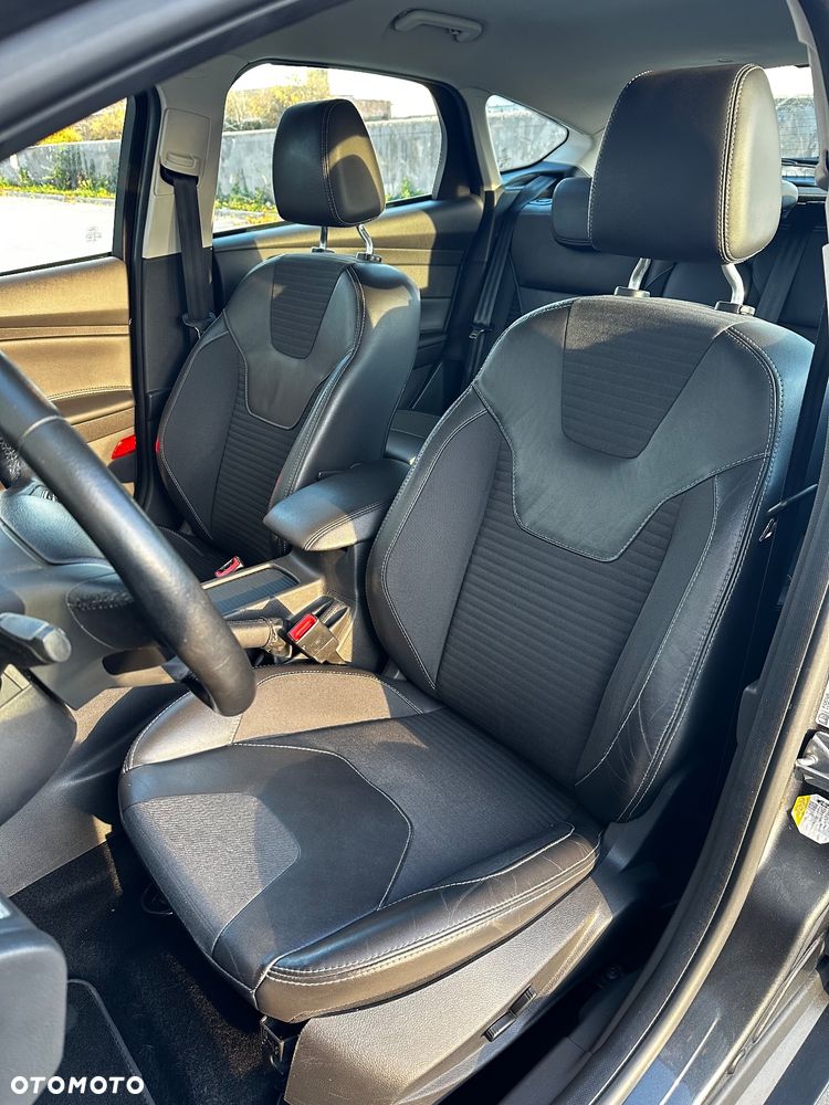 Ford Focus 1.5 TDCi DPF Start-Stopp-System Titanium - 13