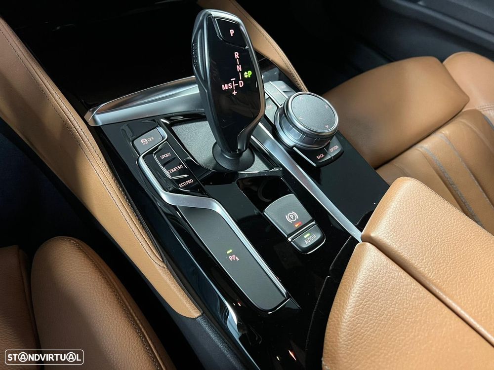 BMW 520 d Pack M Auto - 18
