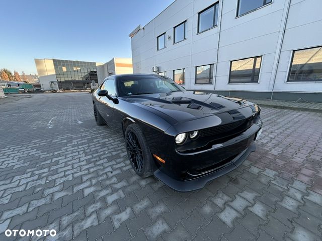Dodge Challenger - 3
