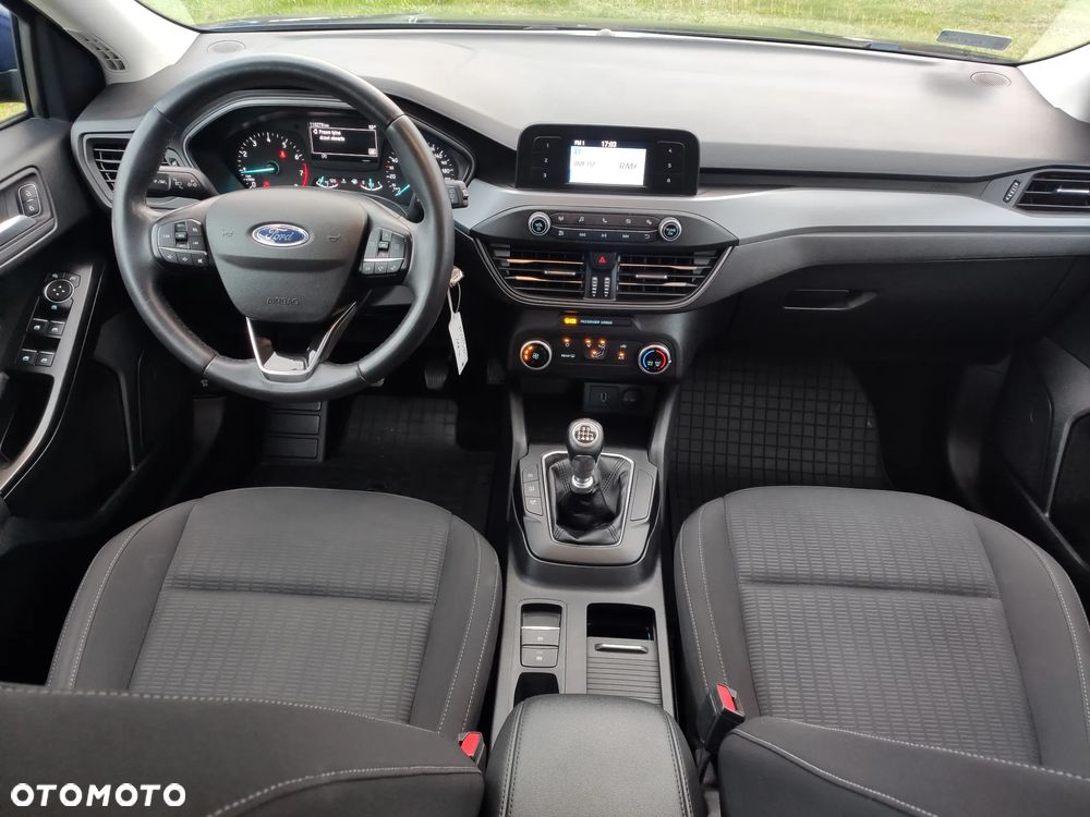 Ford Focus 1.0 EcoBoost Trend Edition - 20
