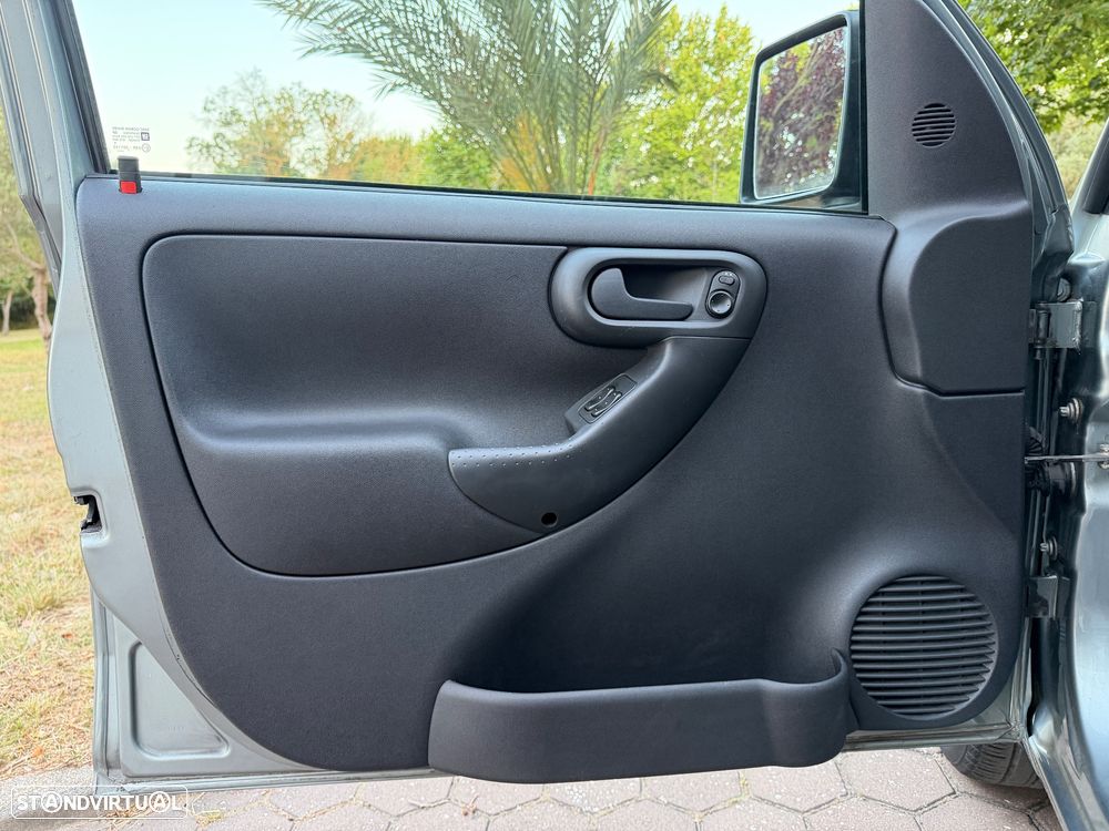 Opel Combo - 11