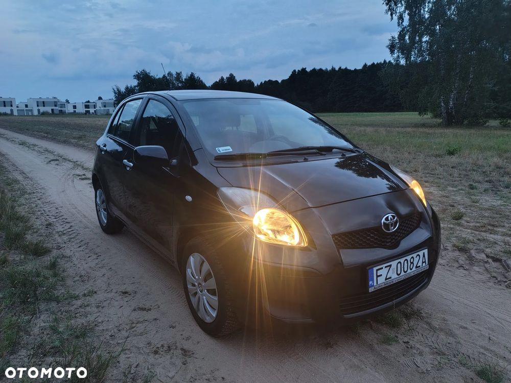 Toyota Yaris 1.33 Luna - 3