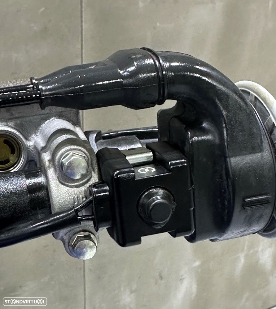 Yamaha WR 250 F Akrapovic - 14