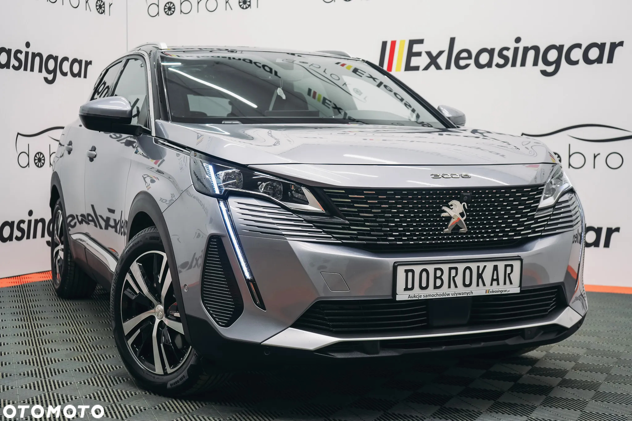 Peugeot 3008 Hybrid4 300 e-EAT8 GT - 2