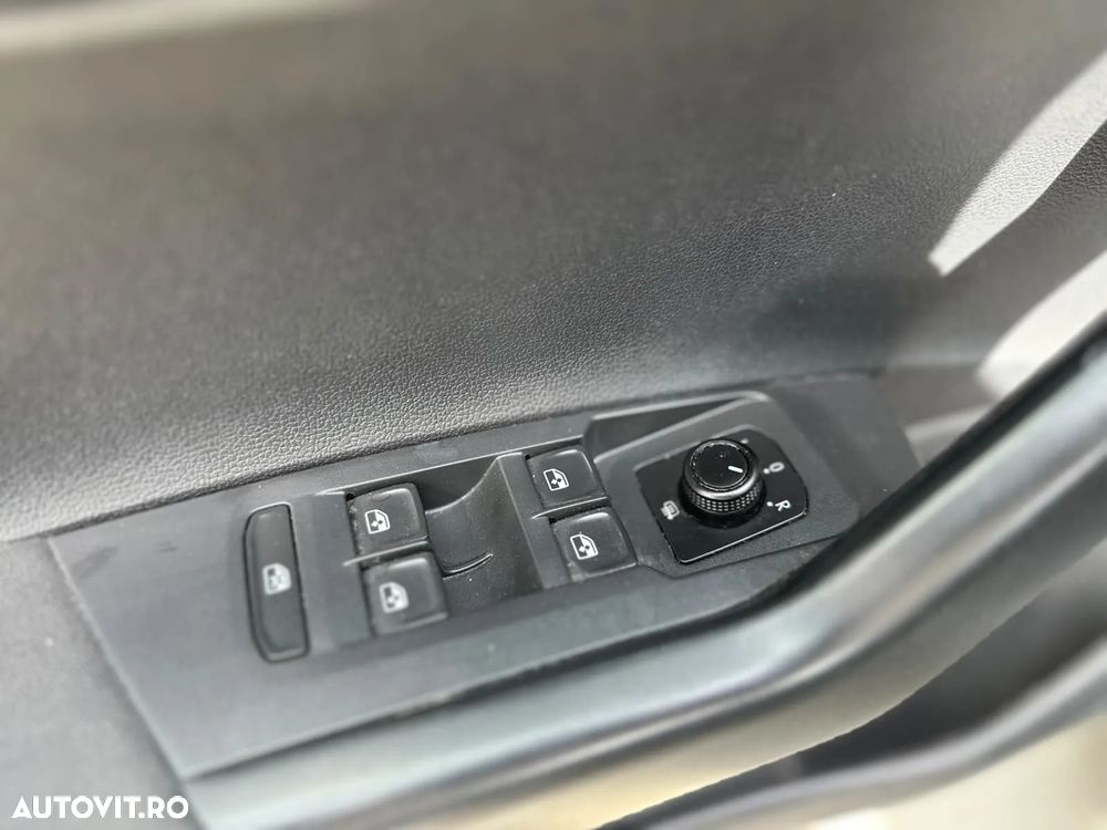 Volkswagen Polo - 10