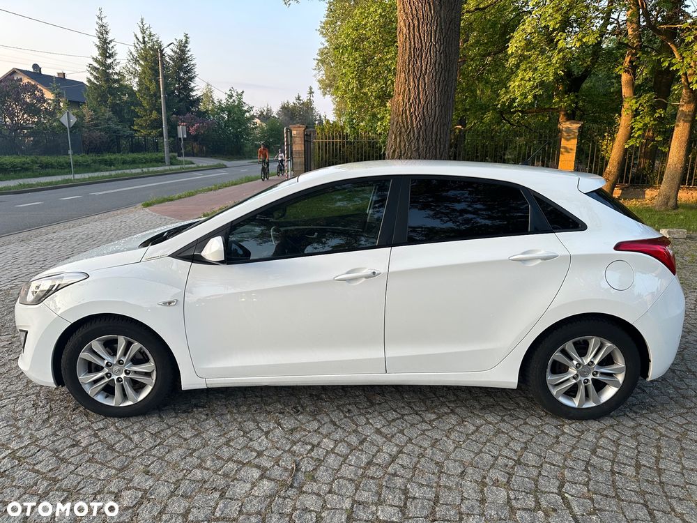 Hyundai i30 1.6 CRDi Comfort - 4