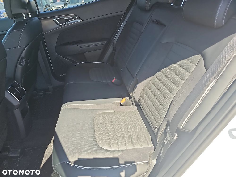 Kia Sportage 1.6 T-GDI MHEV GT Line 4WD DCT - 12