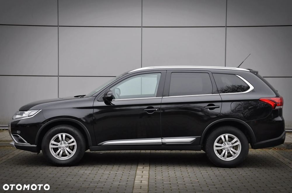 Mitsubishi Outlander 2.0 2WD SUV-Star - 5