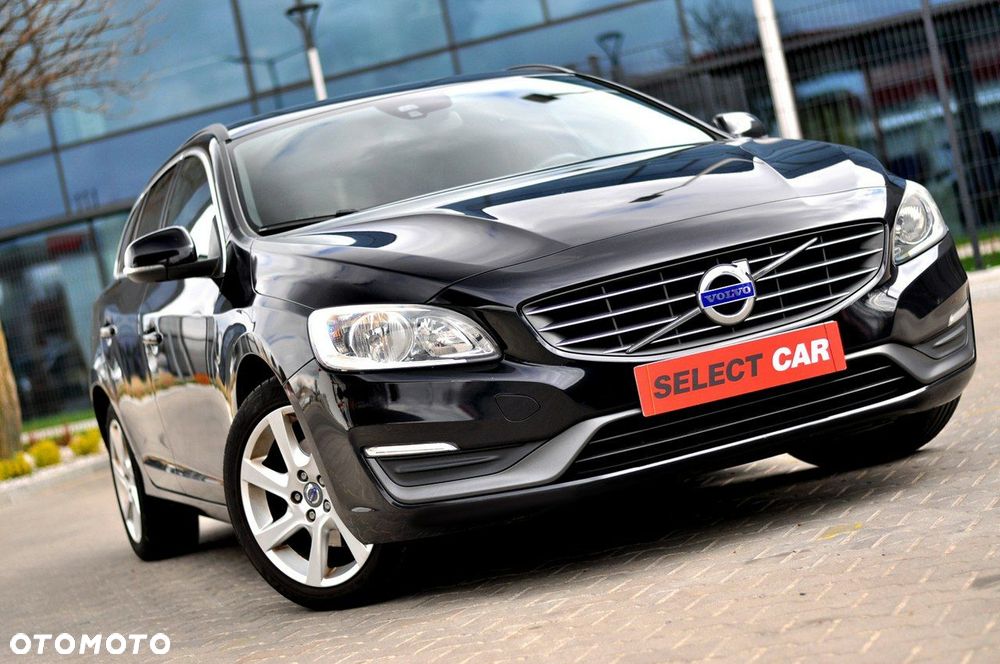 Volvo V60 D3 Geartronic Momentum - 1