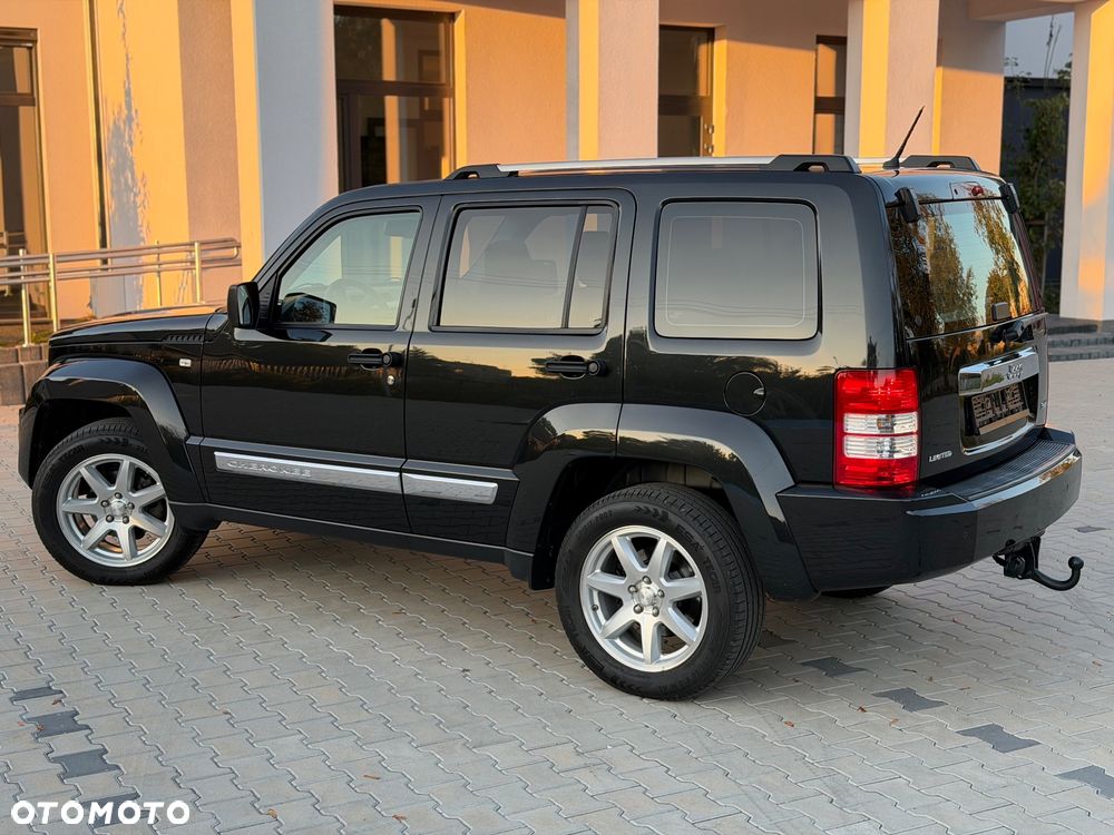 Jeep Cherokee - 11