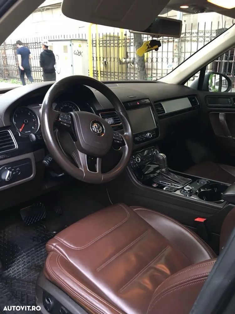 Volkswagen Touareg 3.0 V6 TDI BMT - 3