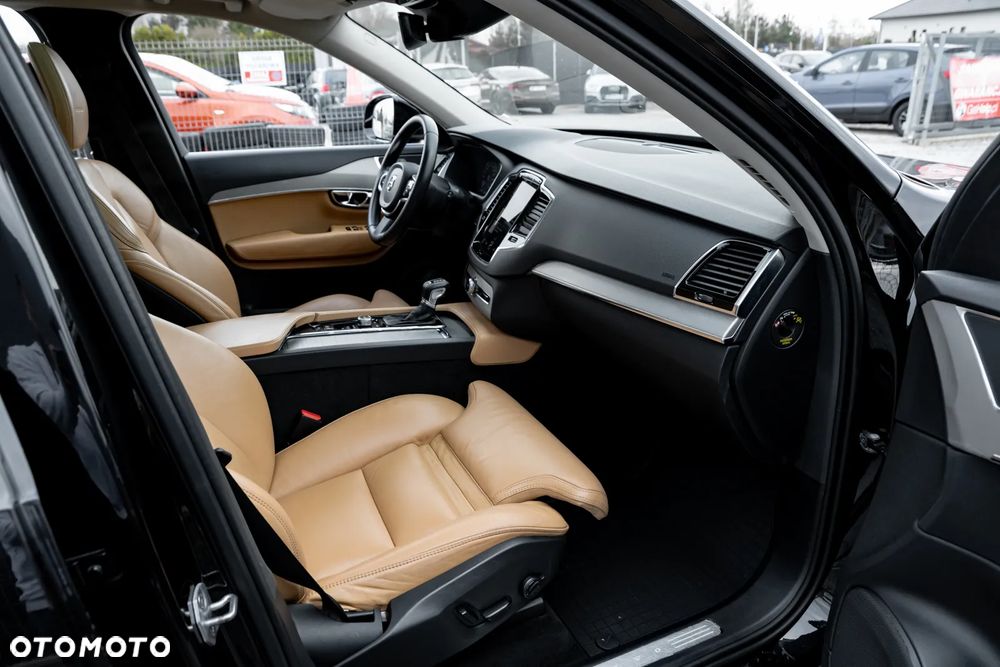 Volvo XC 90 D5 AWD Inscription - 23