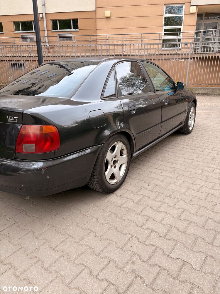 Audi A4 Limousine 1.8T - 6