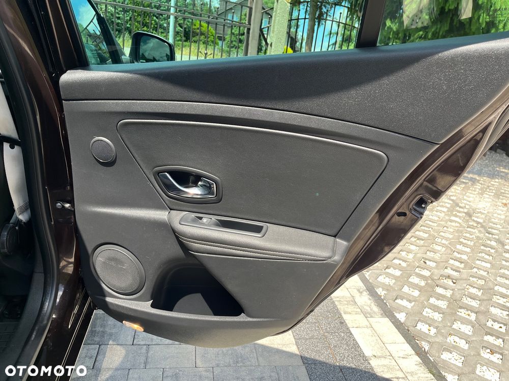 Renault Megane dCi 110 FAP EDC Bose Edition - 32